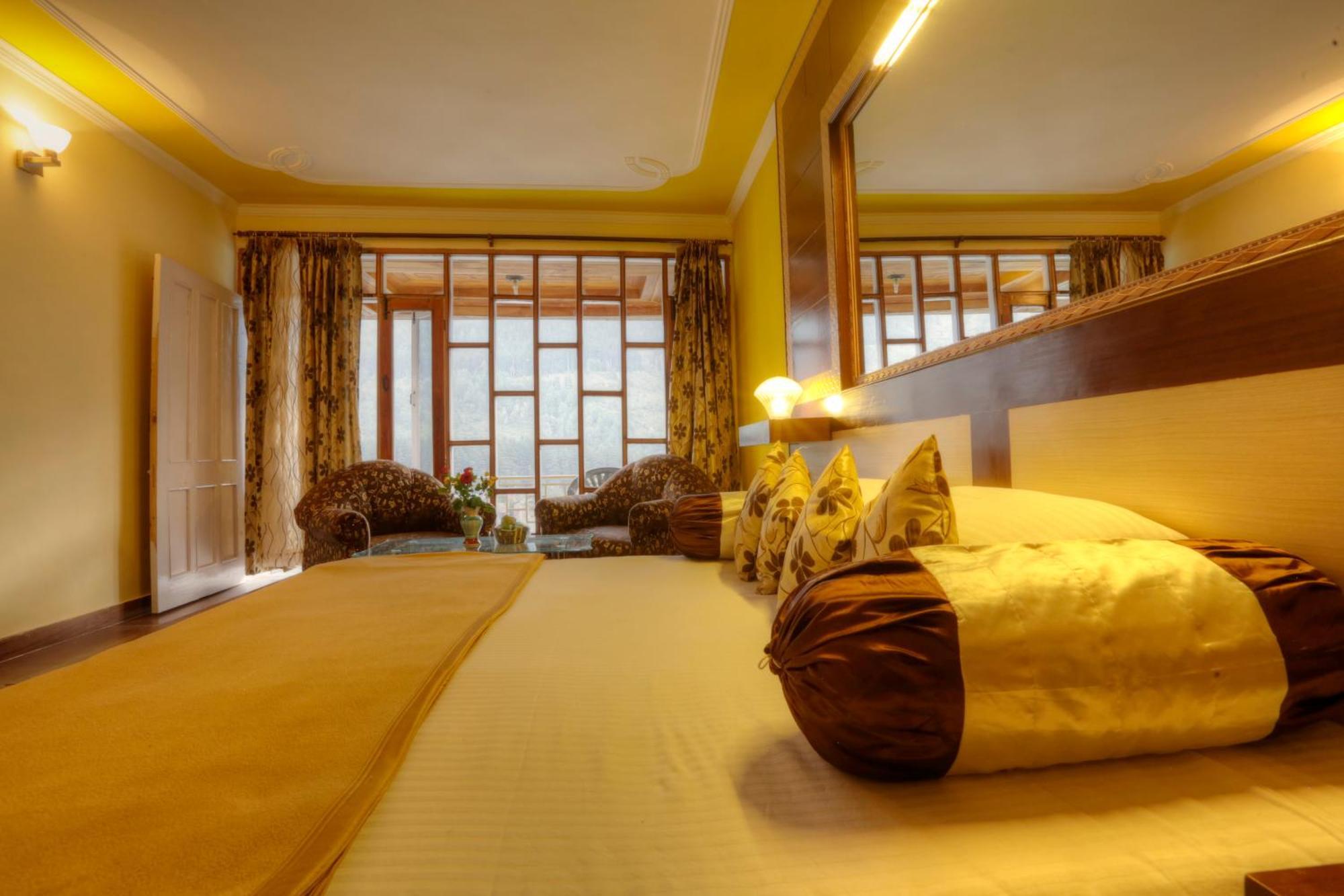Hotel Glacier Resort Manāli Eksteriør bilde