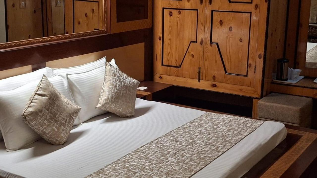 Hotel Glacier Resort Manāli Eksteriør bilde